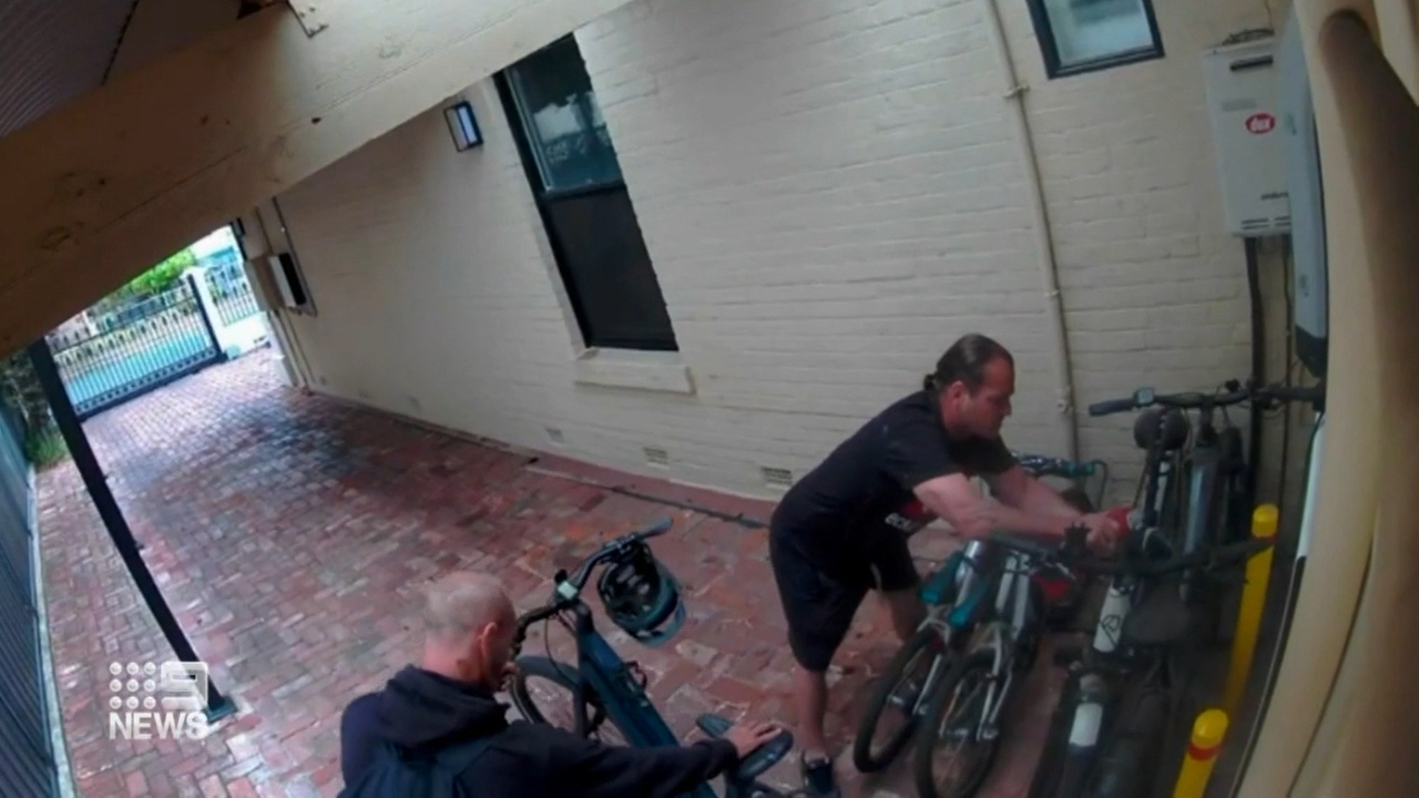 Thieves caught stealing e-bikes in broad daylight on CCTV footage