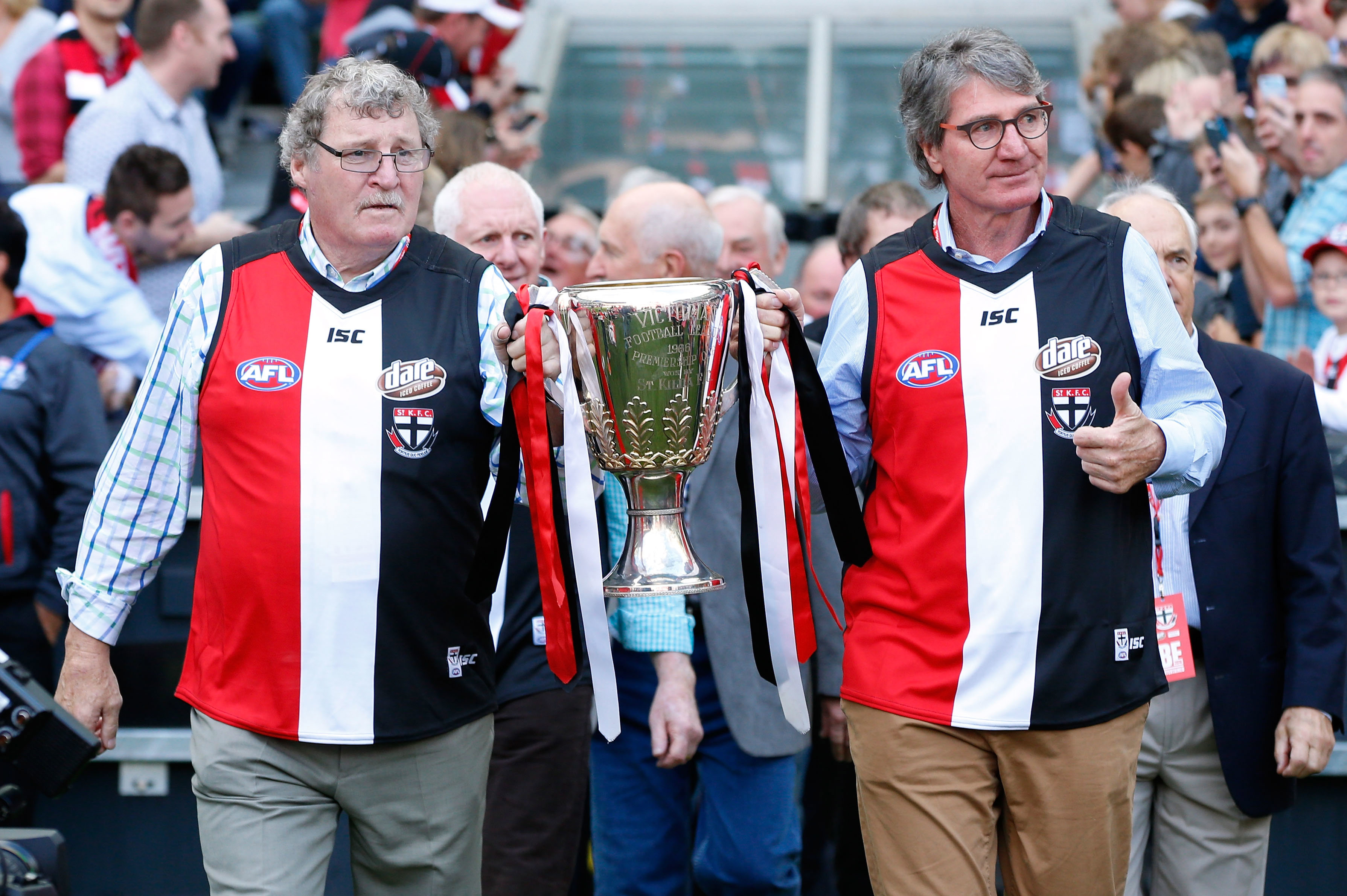 AFL news 2023: Kevin 'Cowboy' Neale dead at 78, St Kilda great's death ...