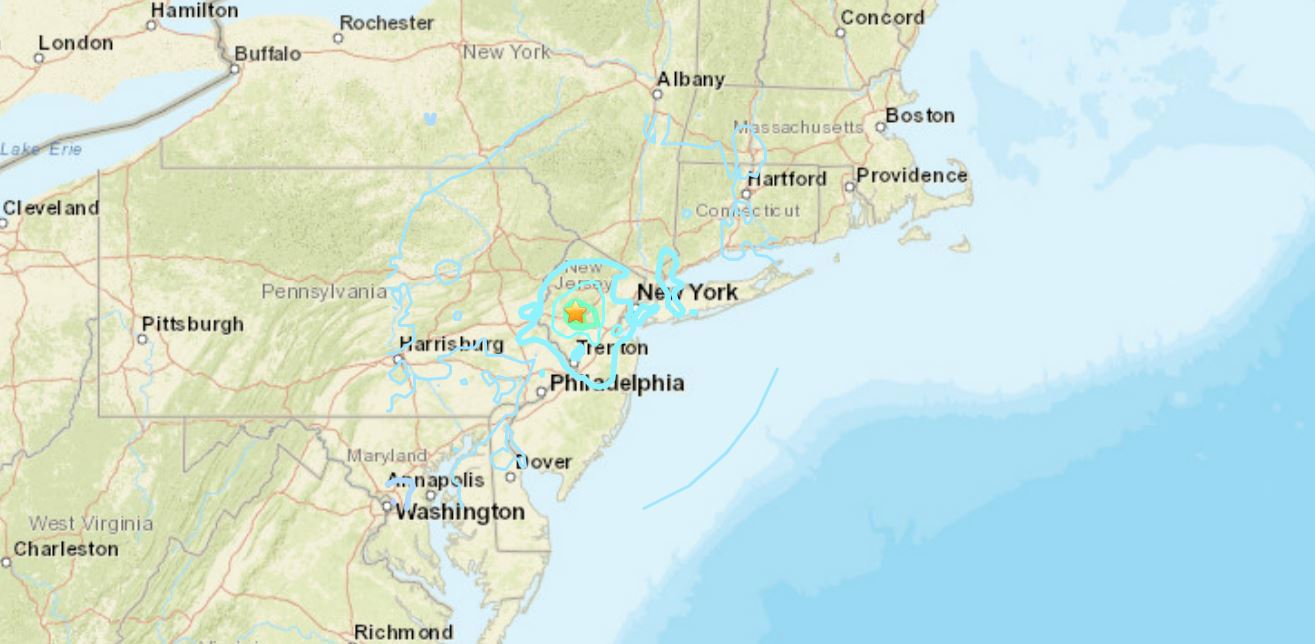 Un terremoto con epicentro en Nueva Jersey sacudió el viernes por la mañana el área metropolitana de la ciudad de Nueva York, densamente poblada, dijo el Servicio Geológico de Estados Unidos, y los residentes de todo el noreste también informaron de estruendos.