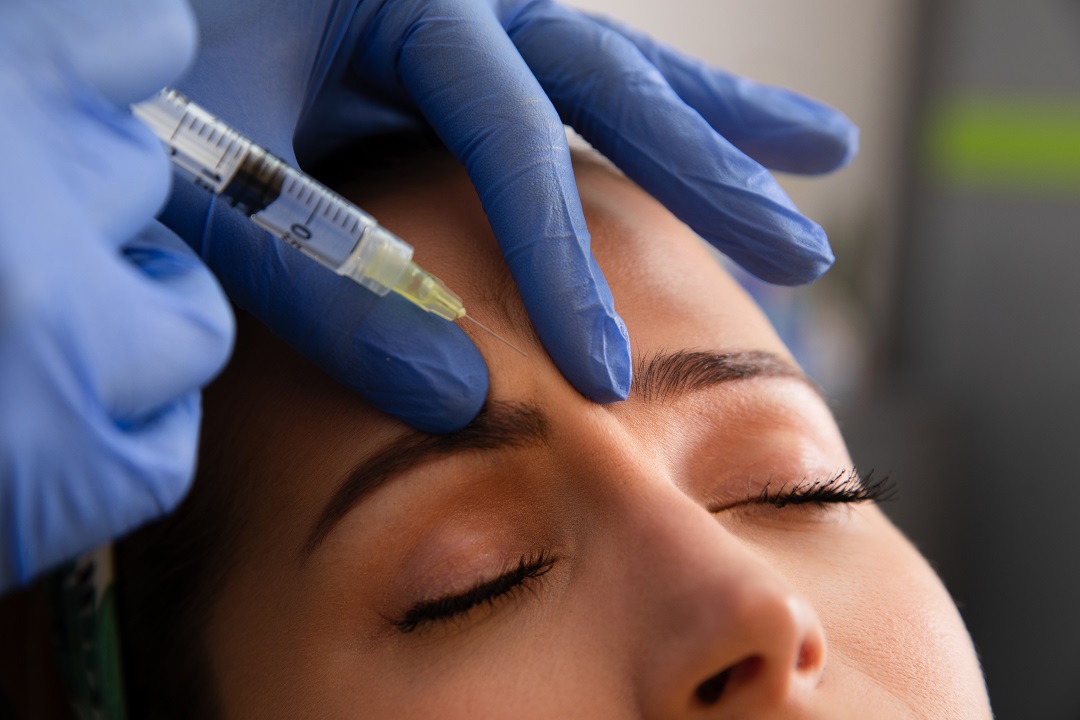 women receiving botox