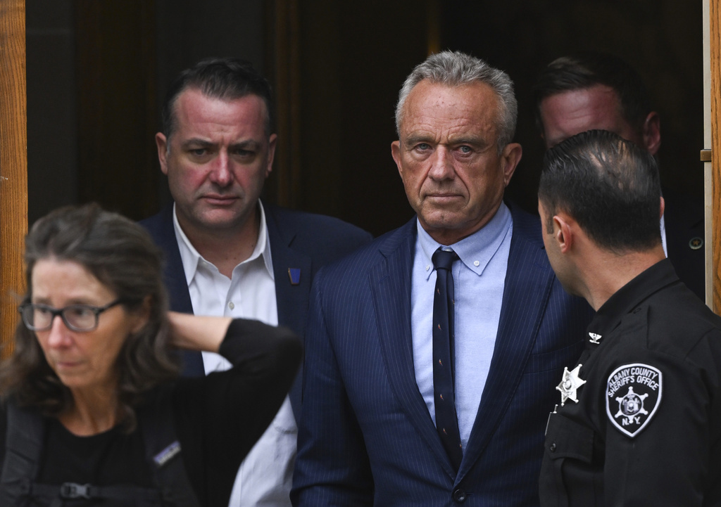 Juez falla en contra de Robert F. Kennedy Jr. en su lucha por estar en la boleta presidencial de Nueva York