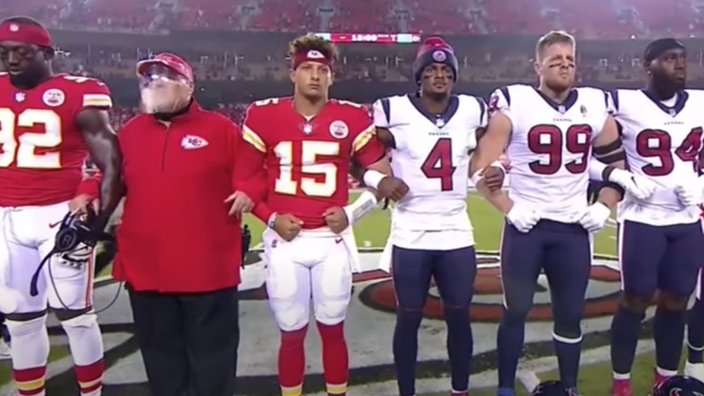 Houston Texans Leave Field For National Anthems, Chiefs Link Arms