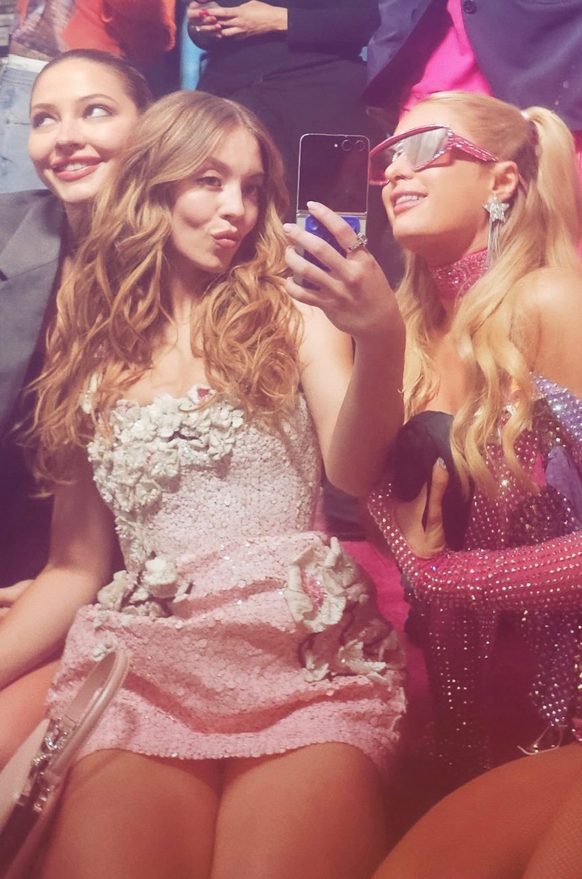 sydney sweeney, paris hilton