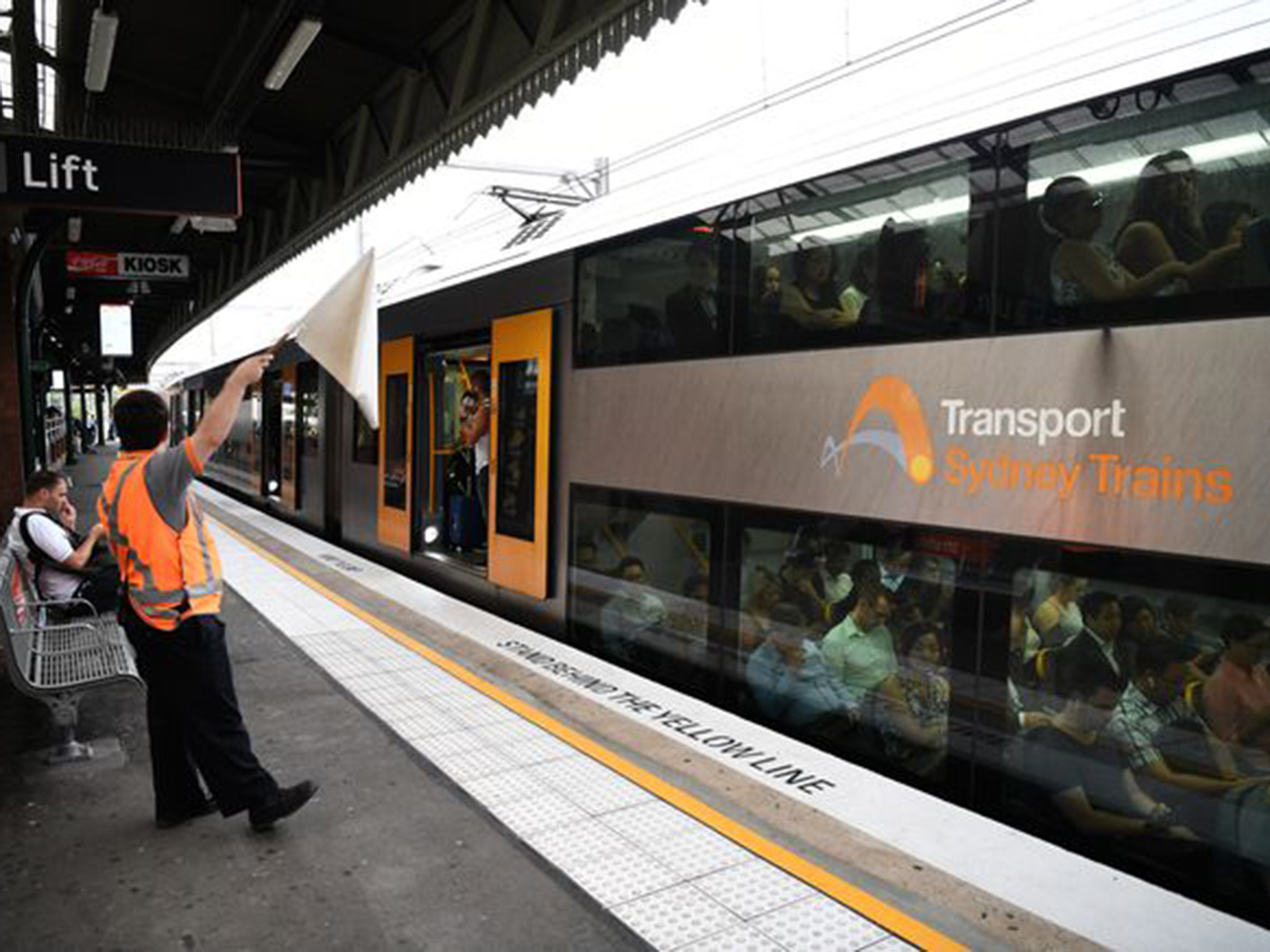 A busy Sydney train