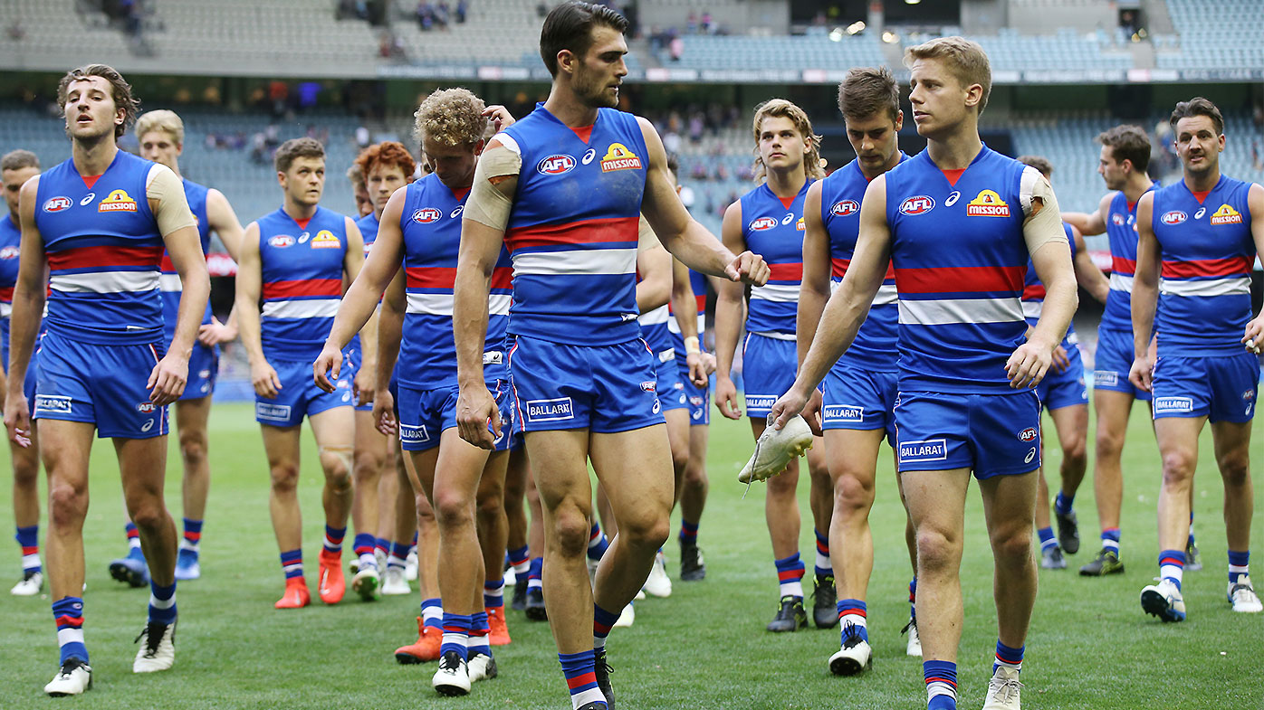 AFL Western Bulldogs coach Luke Beveridge questions team's mentality