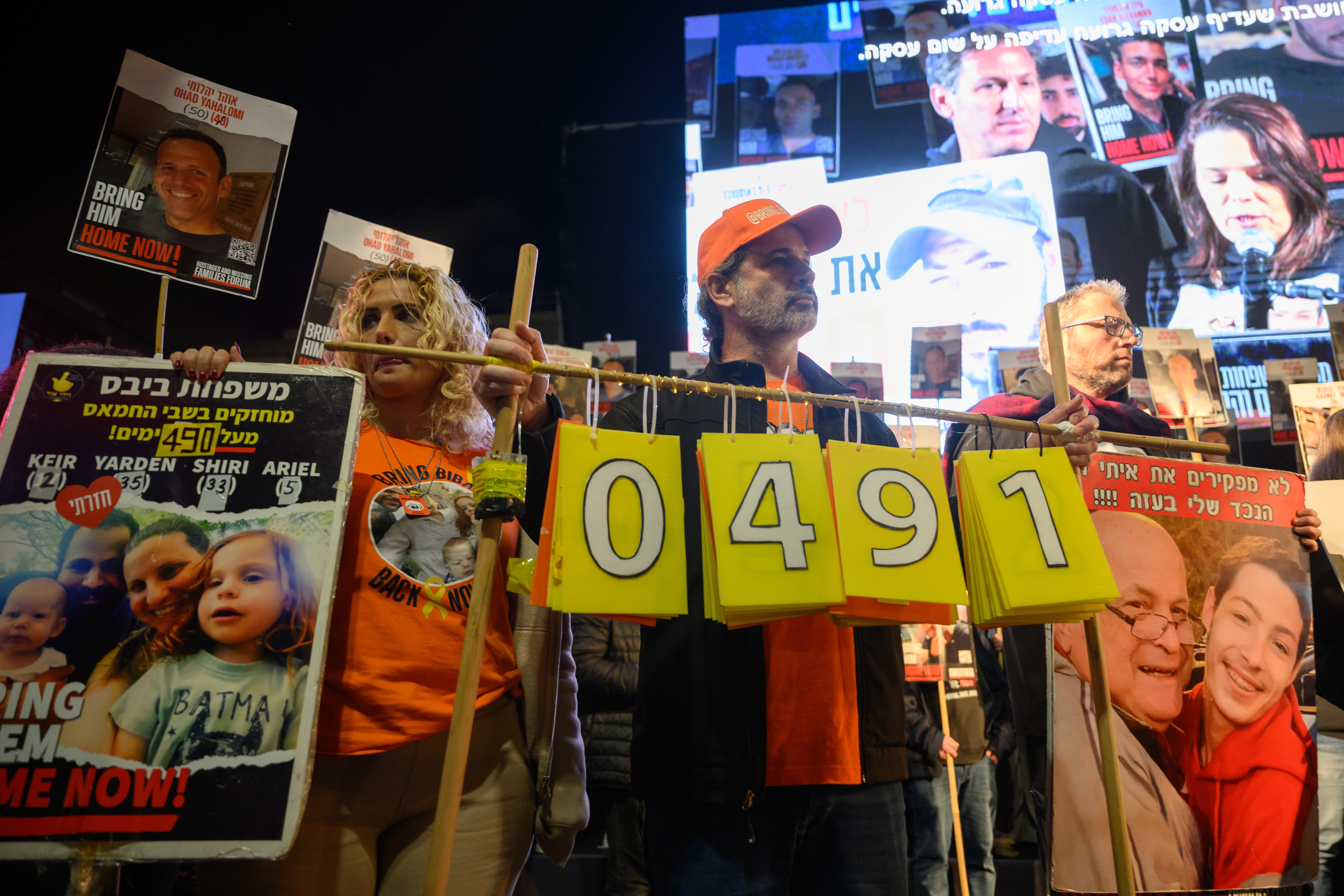 Hamas says it will free six living hostages and hand over four bodies