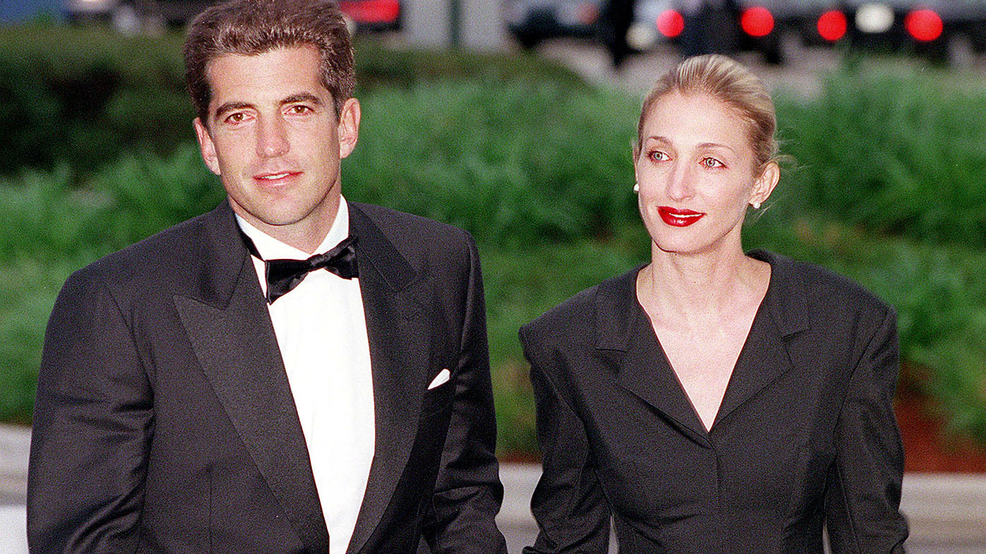 The Tough Advice Carolyn Bessette Received When Jfk Jr Dumped Her For His Ex Daryl Hannah 9honey 