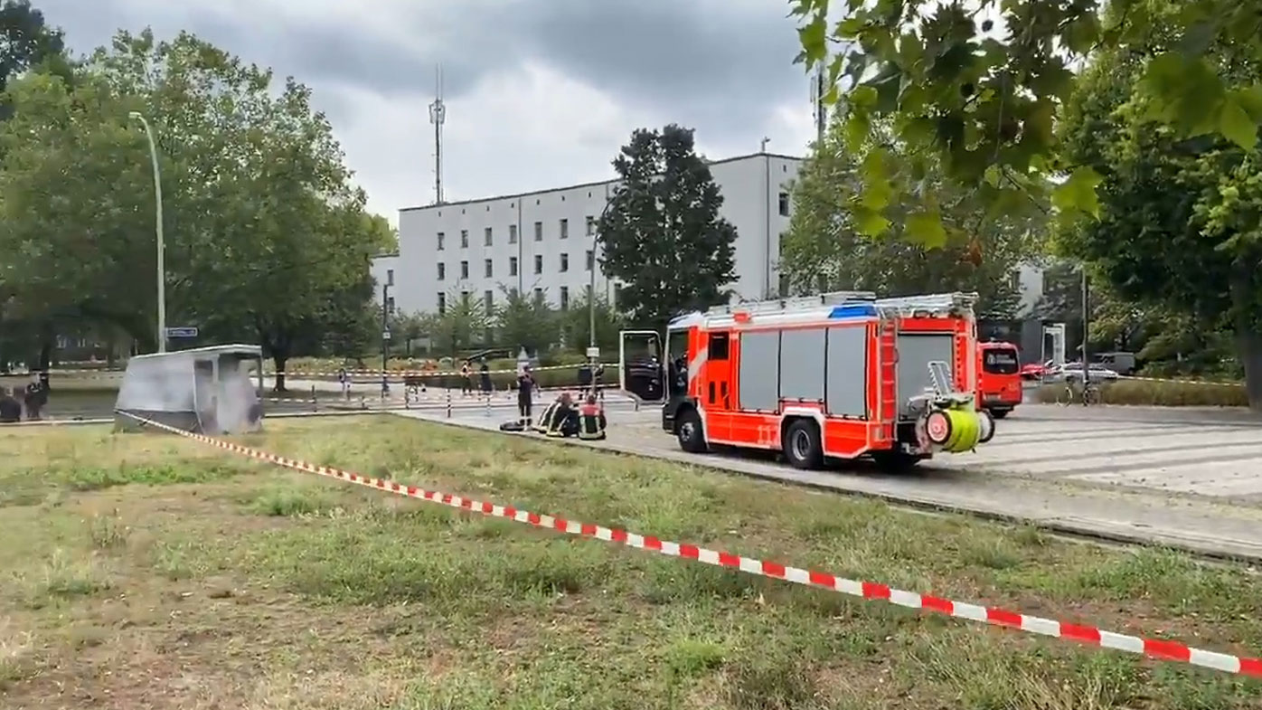 Emergency service outside school in lockdown in Berlin
