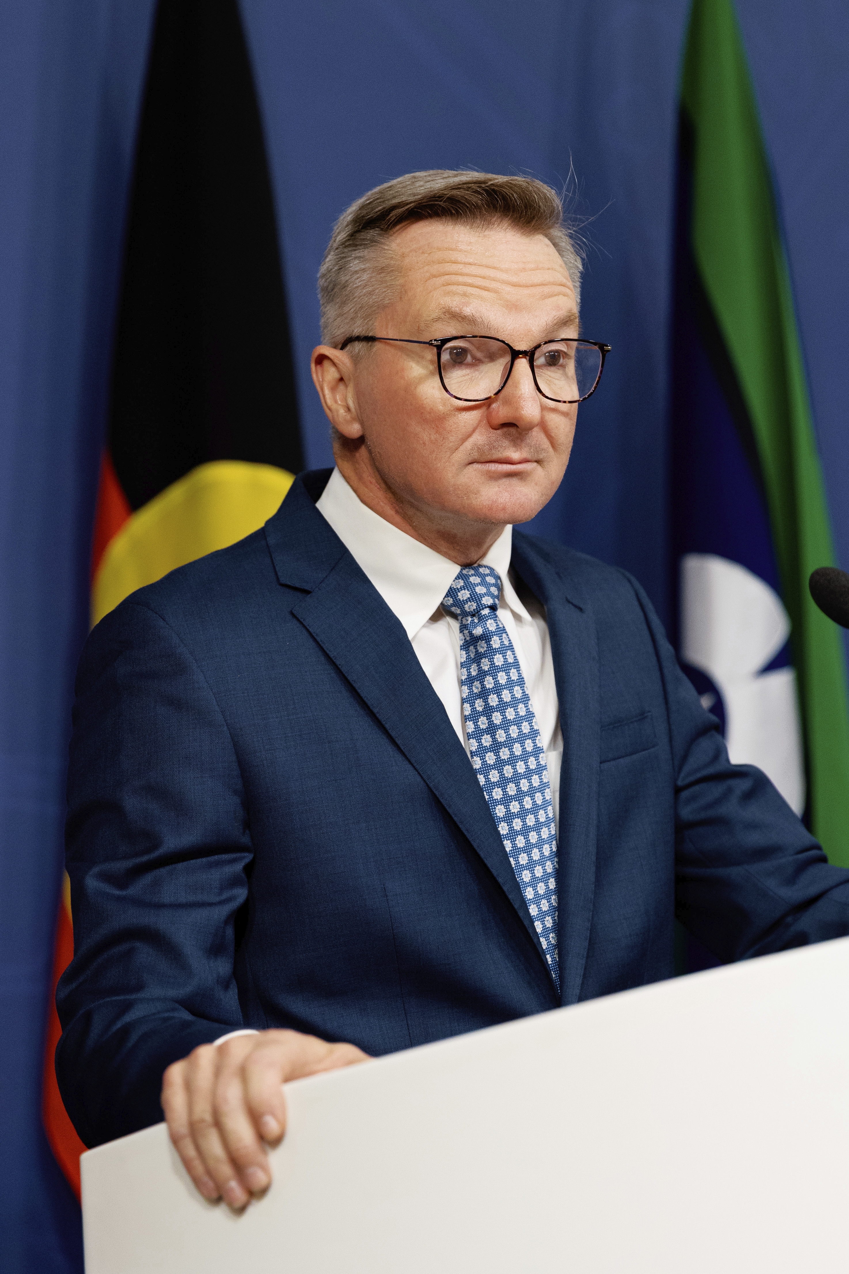 SMH FIRST. Chris Bowen MP speaks to reporters at a press conference to discuss petrol and diesel supply issues related to the ongoing conflict in Iran. March 13, 2026. Photo: Max Mason-Hubers