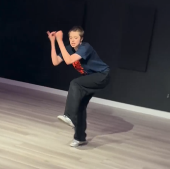 Shiloh Jolie Pitt dance moves