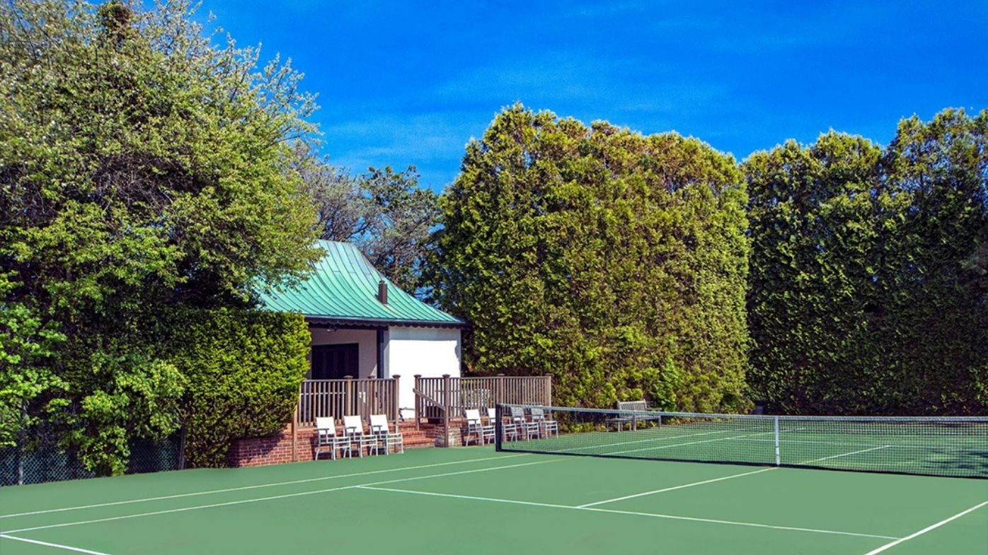 Hamptons New York Real estate property america celebrity homes beach house millions