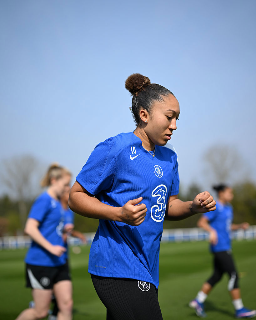 Lauren James in action during a Chelsea FC Women's Training Session.