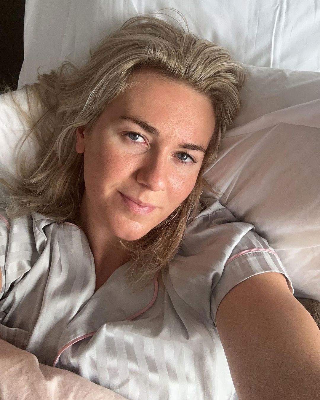 Ariarne Titmus has revealed she underwent surgery to remove two 4cm tumours from her right ovary. 