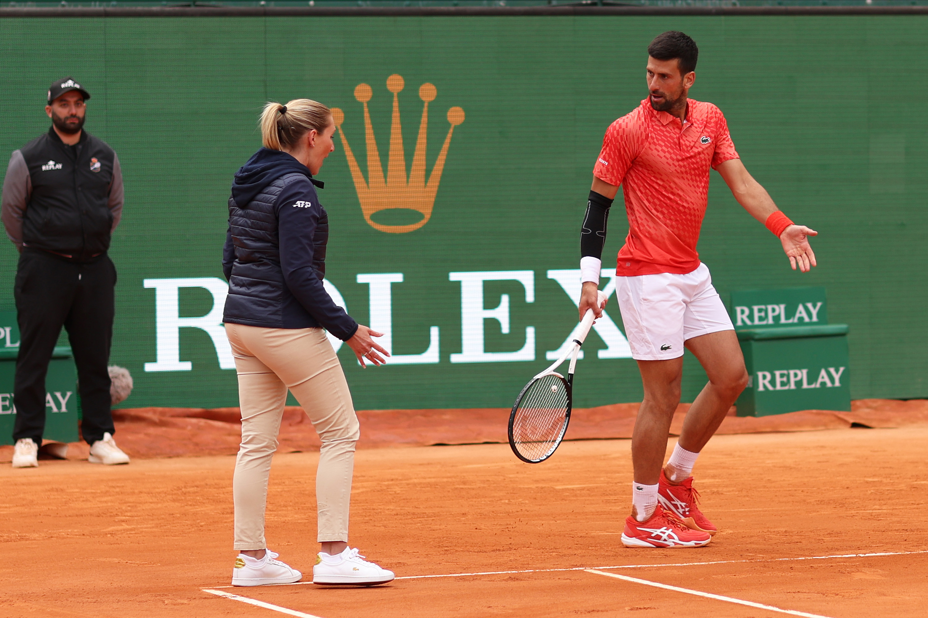 Tennis news 2023 Novak Djokovic jeered as he argues with umpire in sloppy loss at Monte Carlo Masters