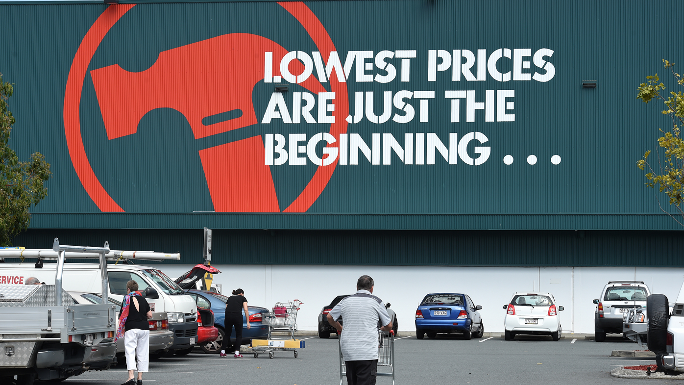 ️ ️ Bunnings drops iconic 'lowest prices' slogan - 輦Australian News 輦