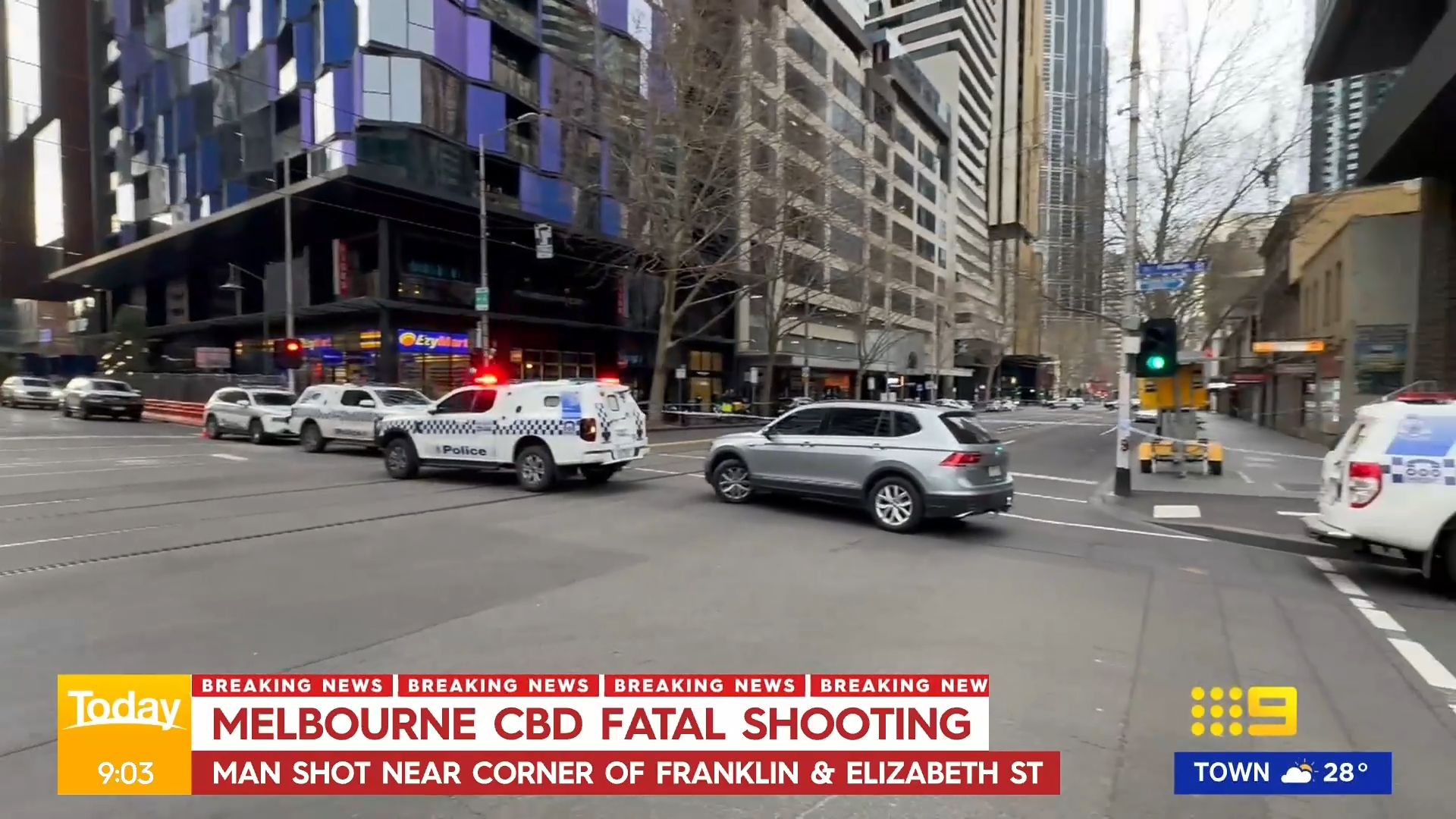 A man has died after he was shot in Melbourne's CBD this morning. Victoria Police homicide detectives will today comb the scene at the corner of Franklin and Elizabeth Street.