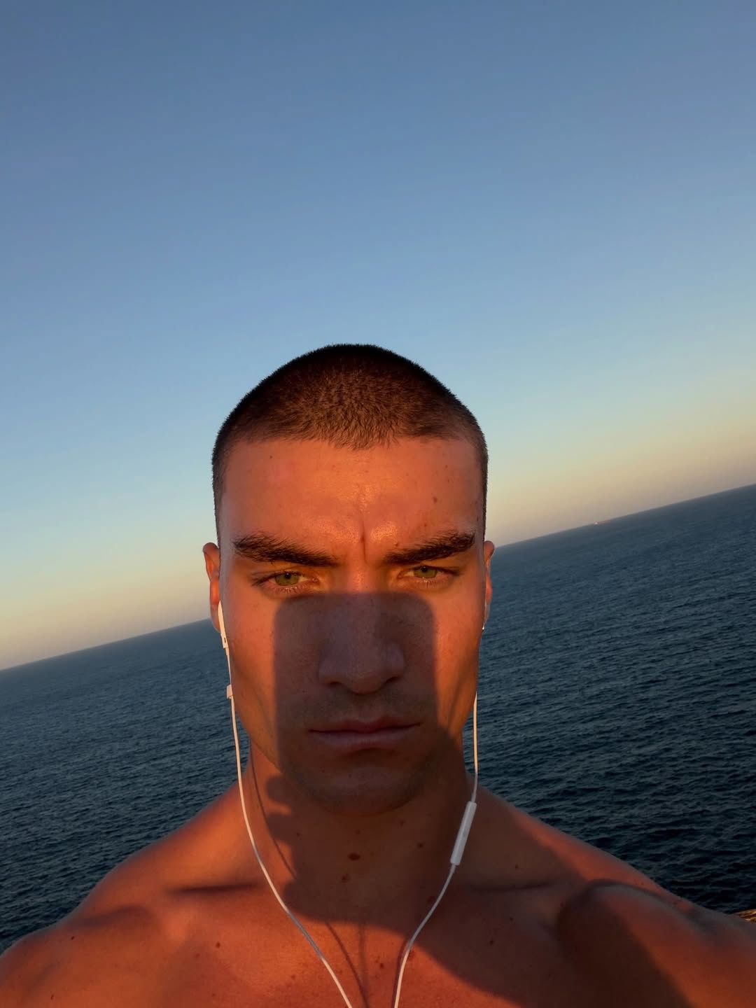 Tammy Hembrow soft launches Grayson Te Moana﻿ on her Instagram