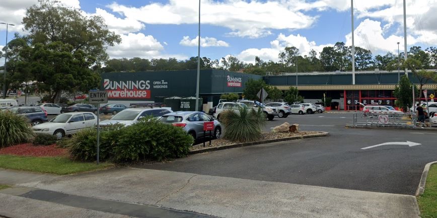 Bunnings Warehouse on Wecker Road in Mount Gravatt is a casual contact venue.