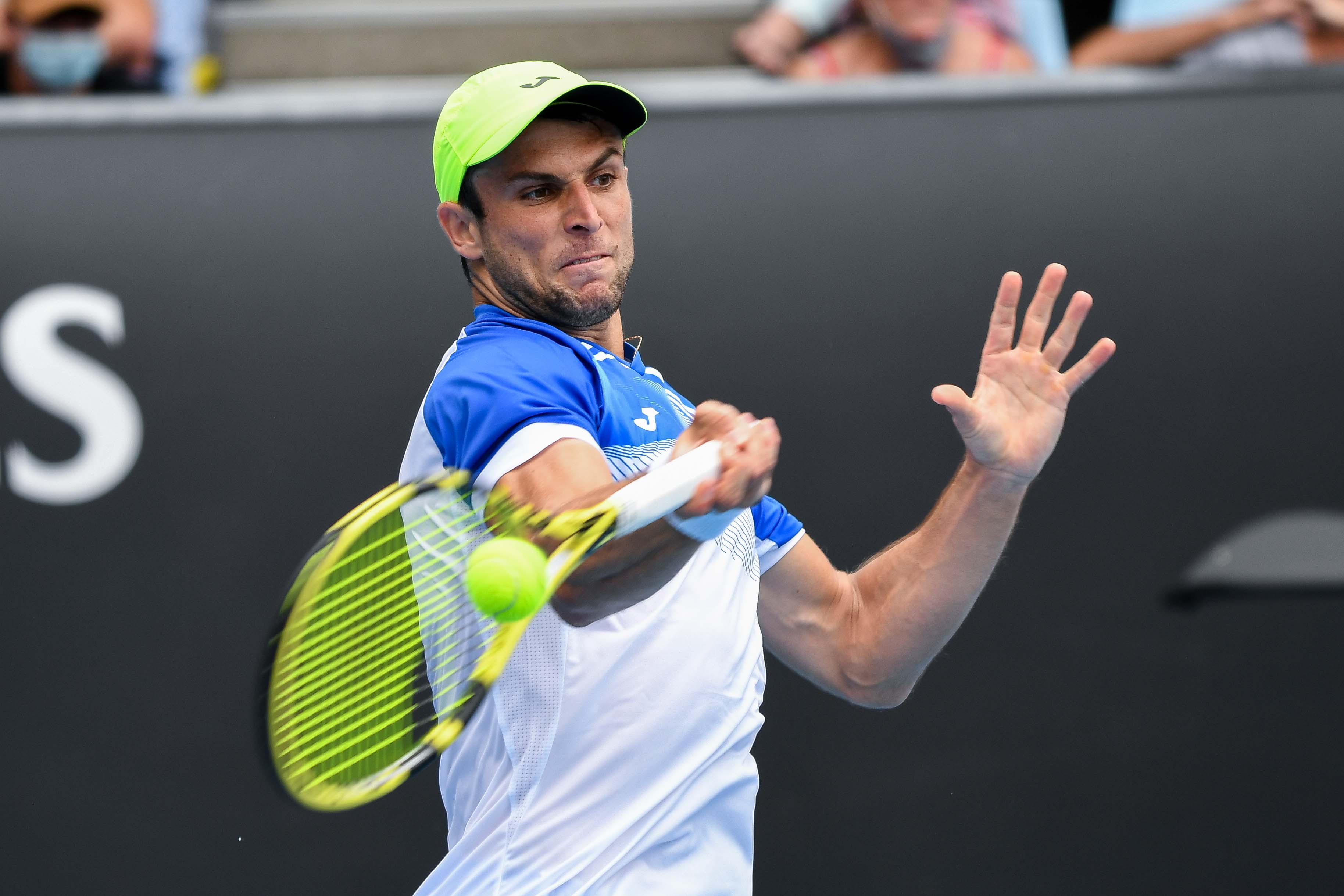 Aleksandar Vukic playing against Lloyd Harris.