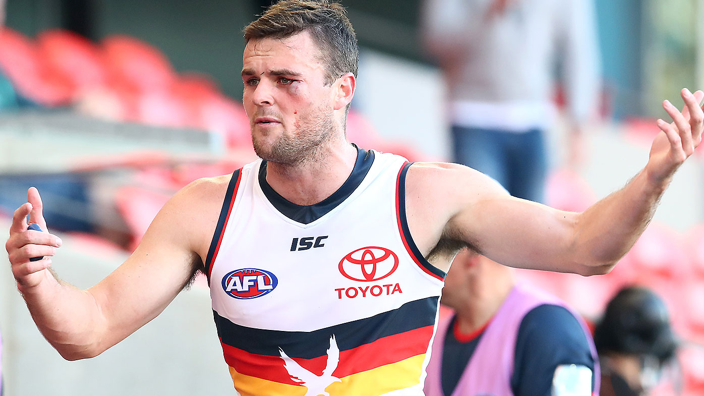 Brad Crouch St Kilda Saints se déplace officiellement sur la star d