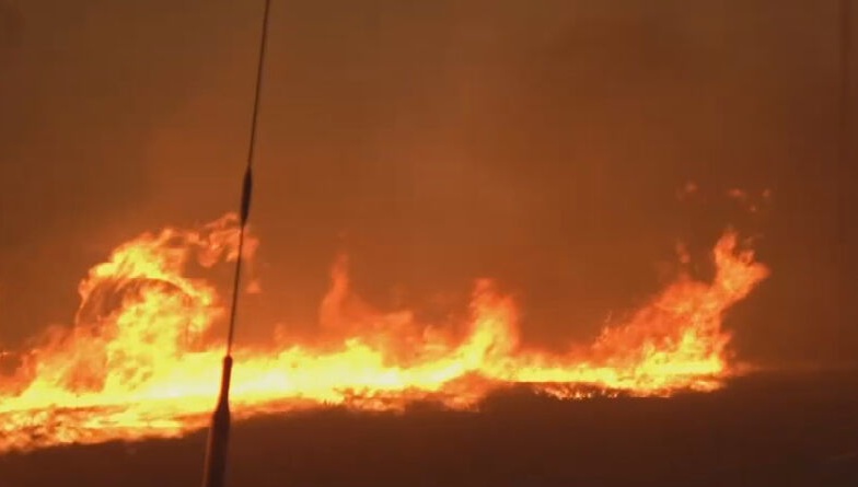 Firefighters continue to battle bushfires across Victoria
