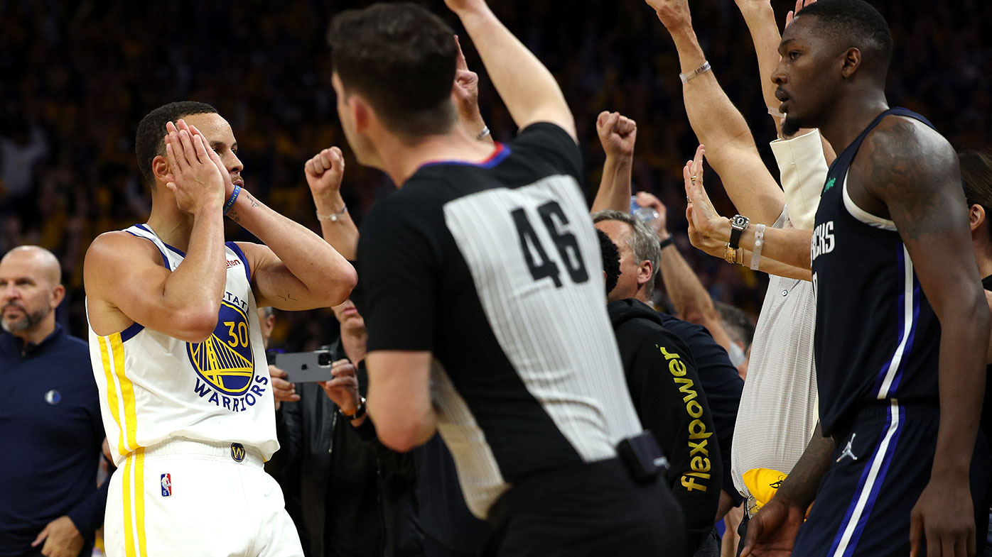 Curry, Golden State Warriors kalahkan Mavericks, Doncic
