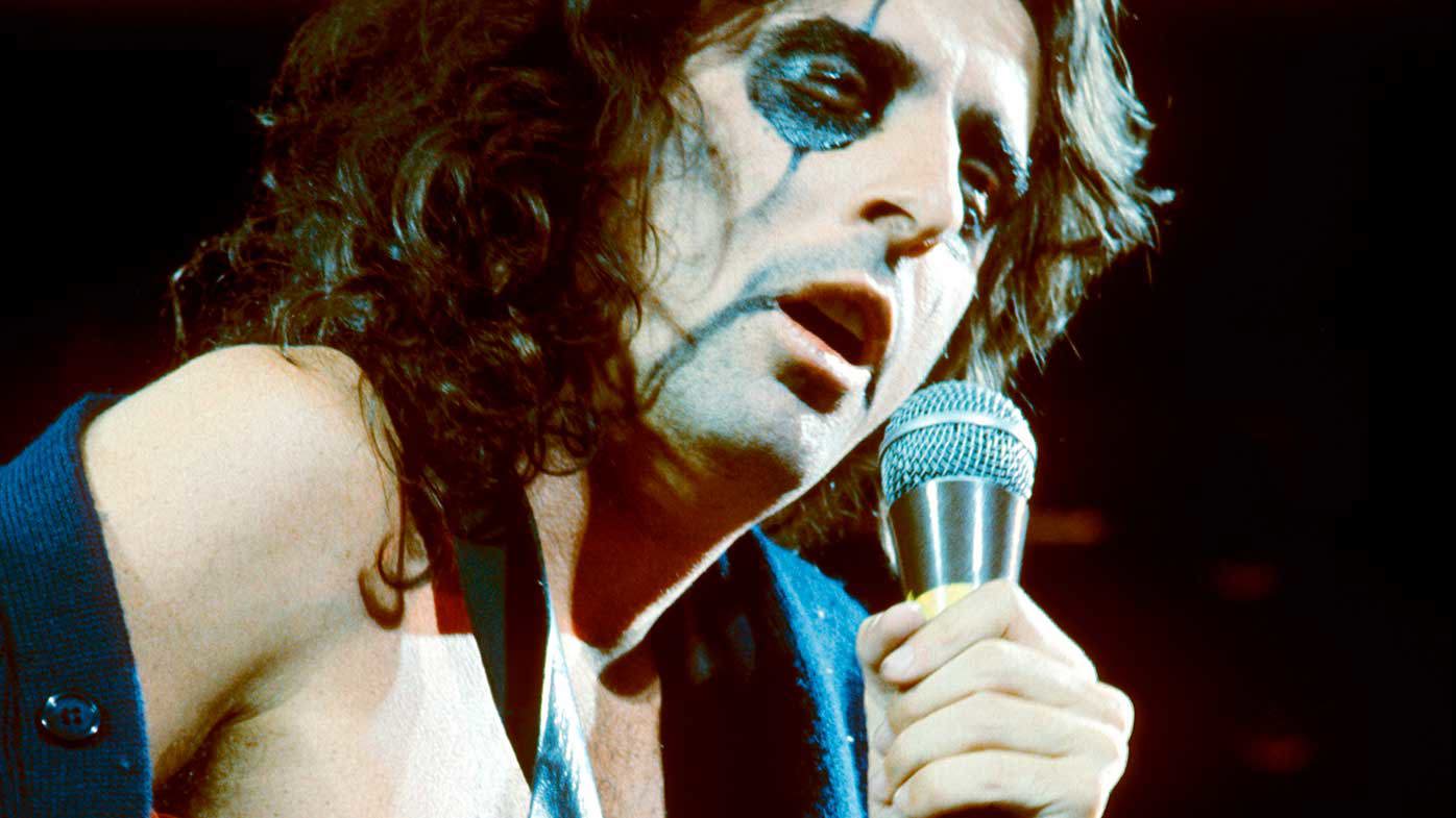 The Night Peter Noone Died to Save Herman