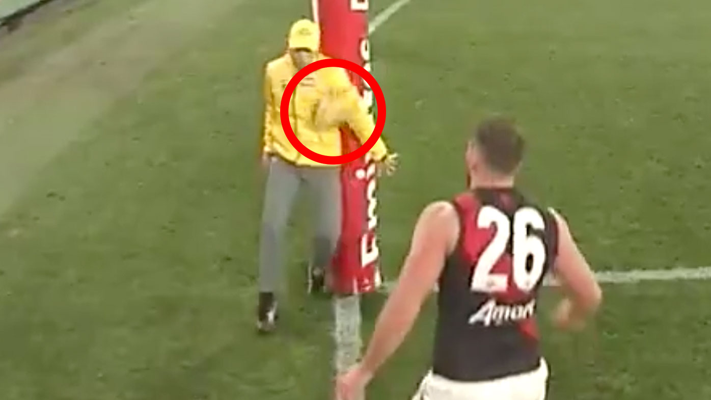 AFL goal umpire impedes ball in controversial review, Collingwood