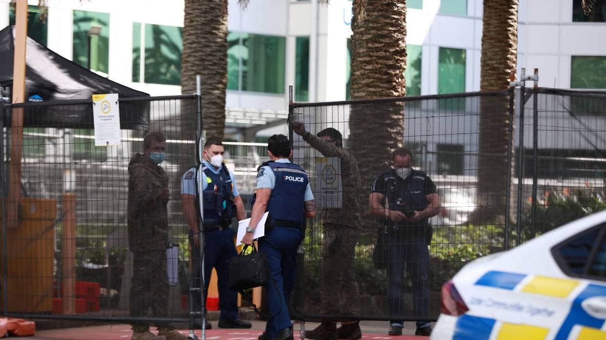 Auckland COVID-19 positive man alleged escape from hotel quarantine