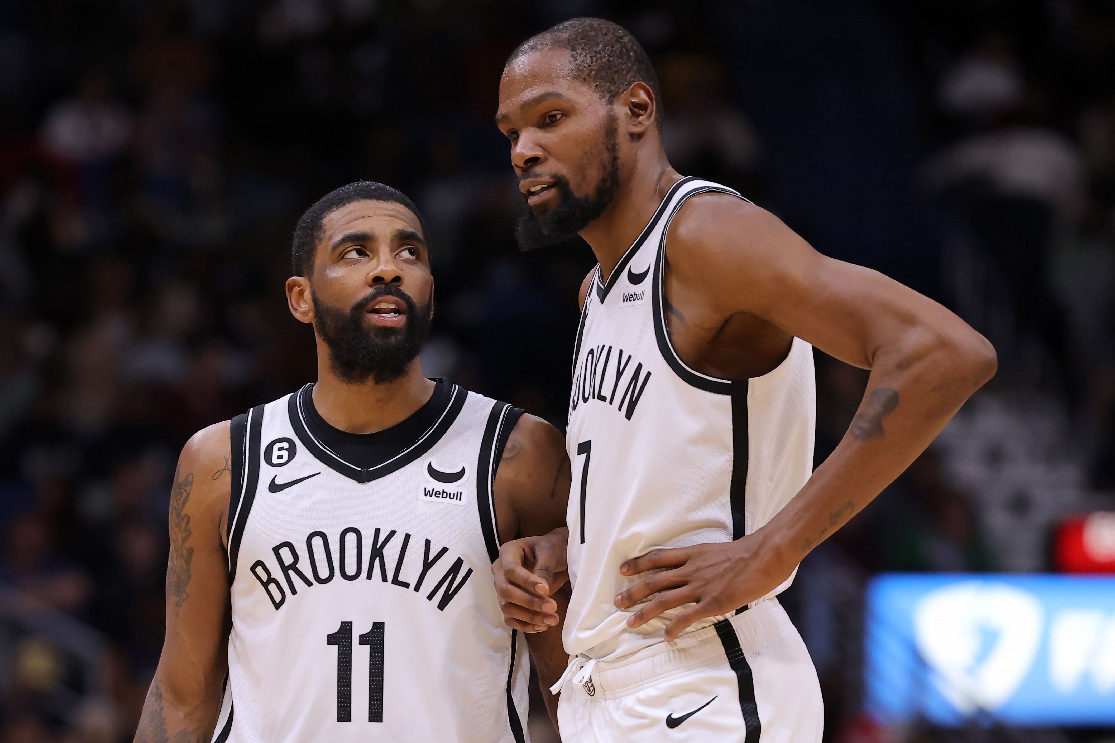 Kyrie Irving trade: Nets can't find third team to expand deal, original  package with Mavericks for PG finalized - DraftKings Network
