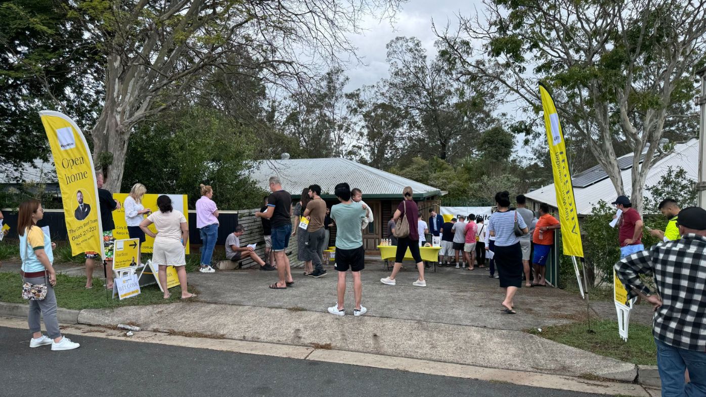 Real estate auction sale Brisbane listing 