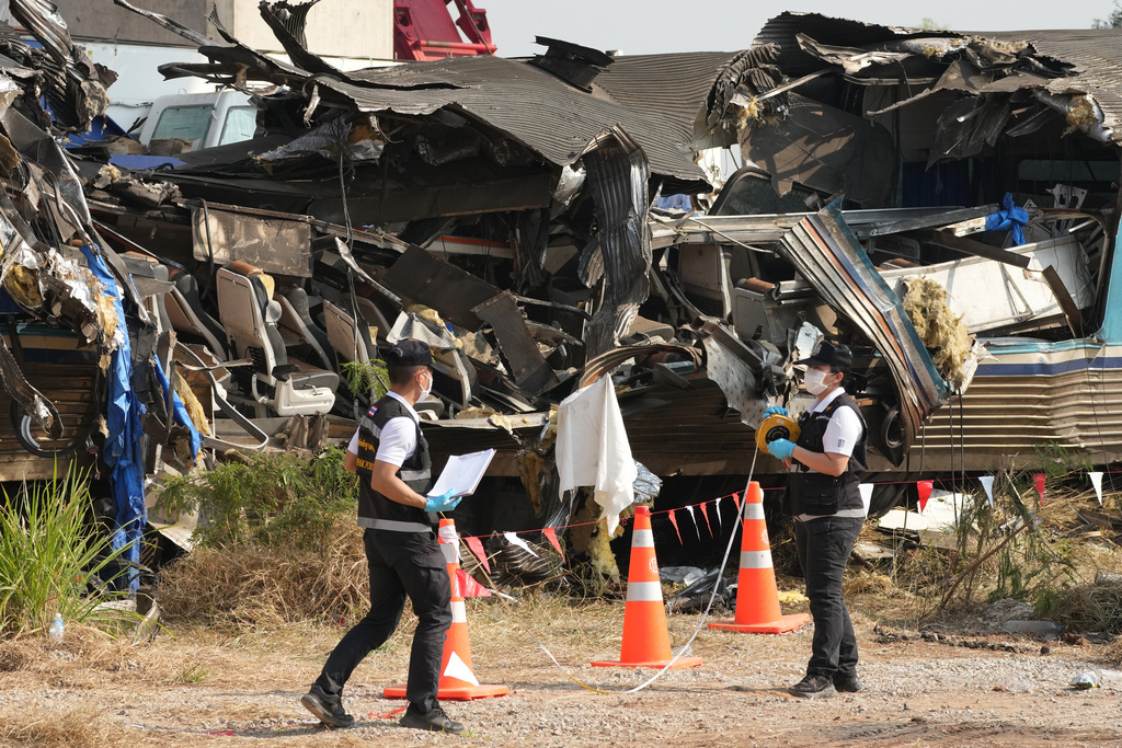 Construction crane collapse Thailand