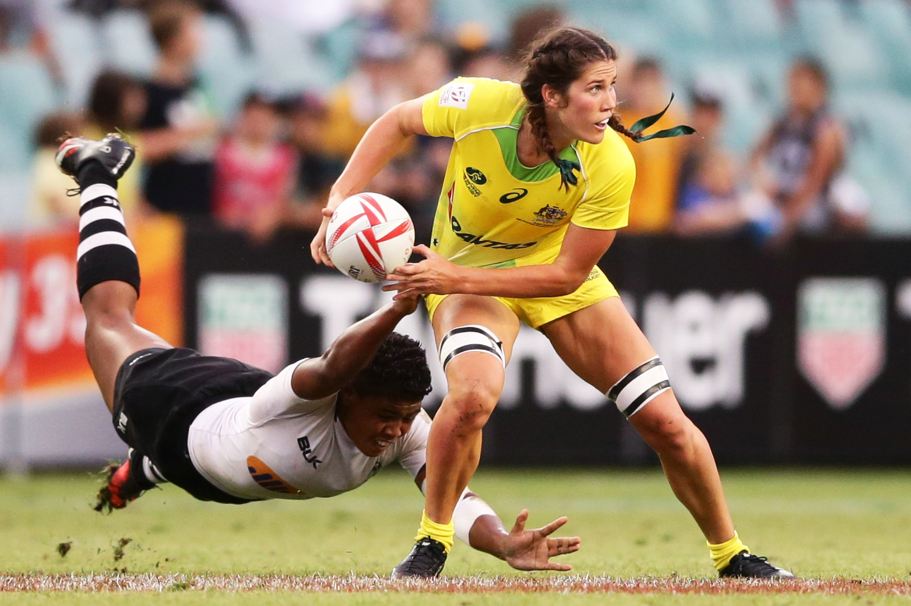 Charlotte Caslick - Proud to be joining the Sydney Roosters for the 2020  NRLW season. Can't wait to strap the boots on finally! 🐓