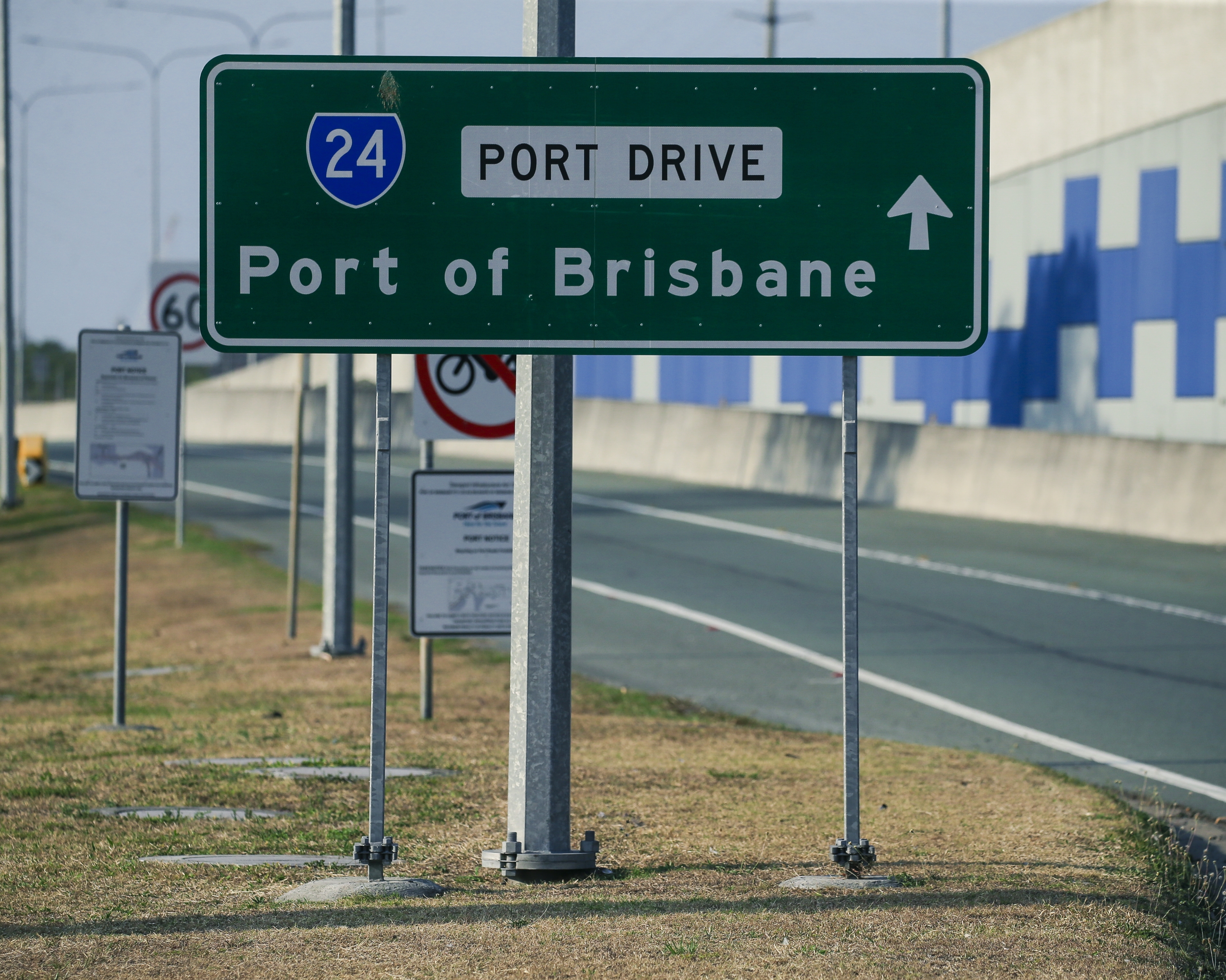 Man dies in worksite 'machinery incident' at the Port of Brisbane