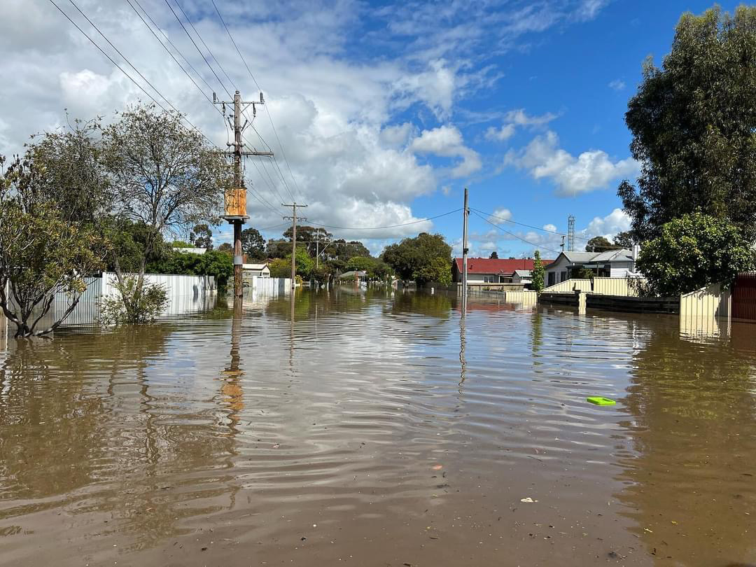 Streets and homes inundated with floodwater in Mooroopna | Flipboard