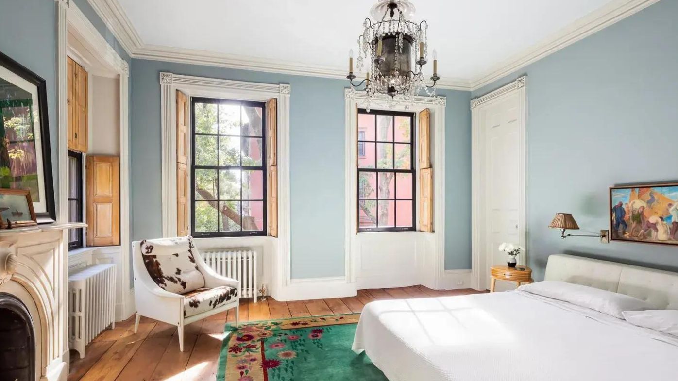 Actor Amy Schumer's reported new Brooklyn Heights home New York real estate celebrity sales