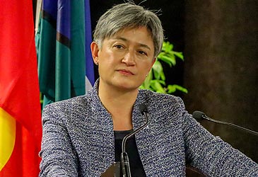 Penny Wong addressing Pacific Islands Forum (Getty)