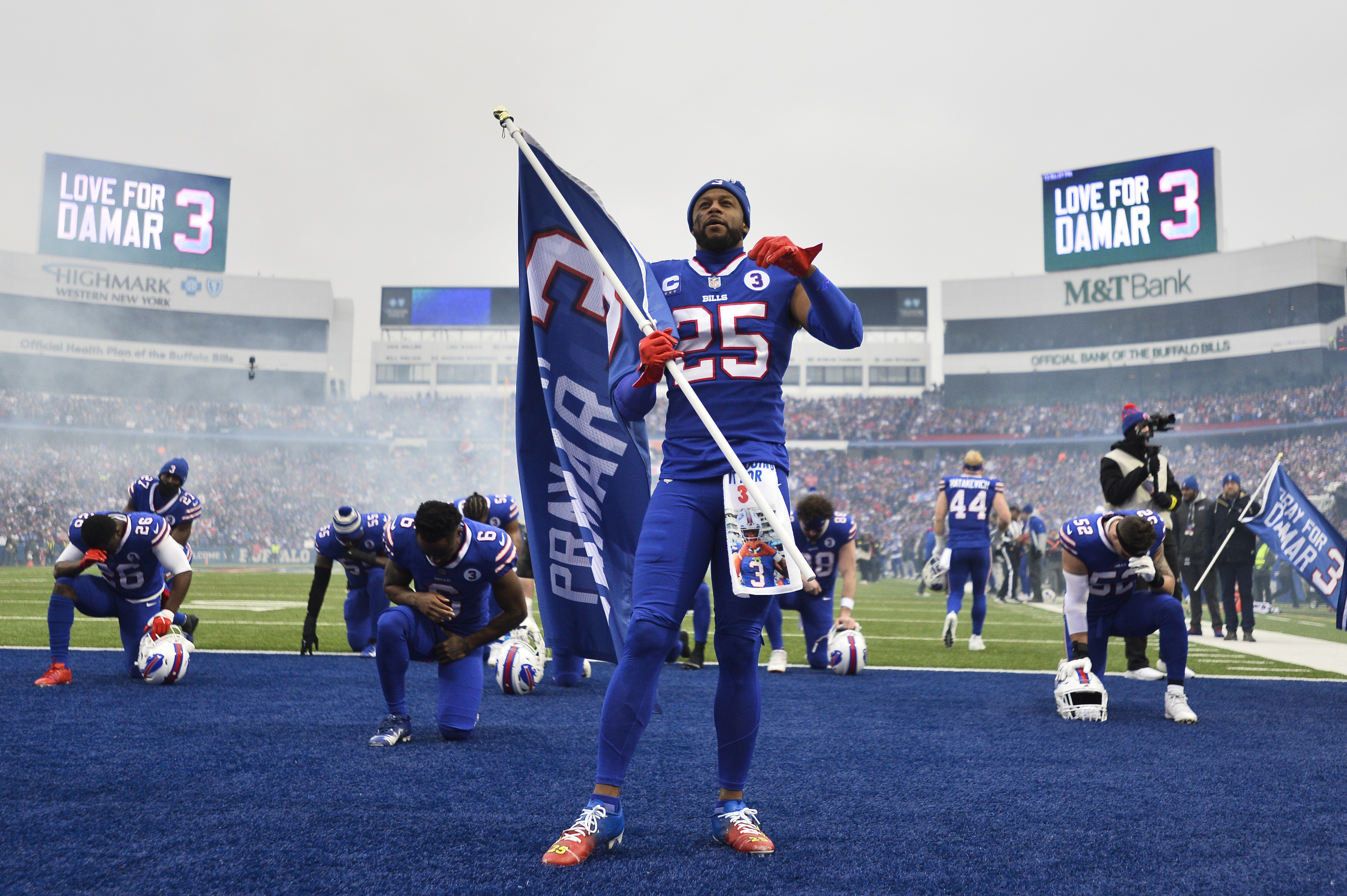 Hamlin in their hearts, the NFL pays tribute to No. 3