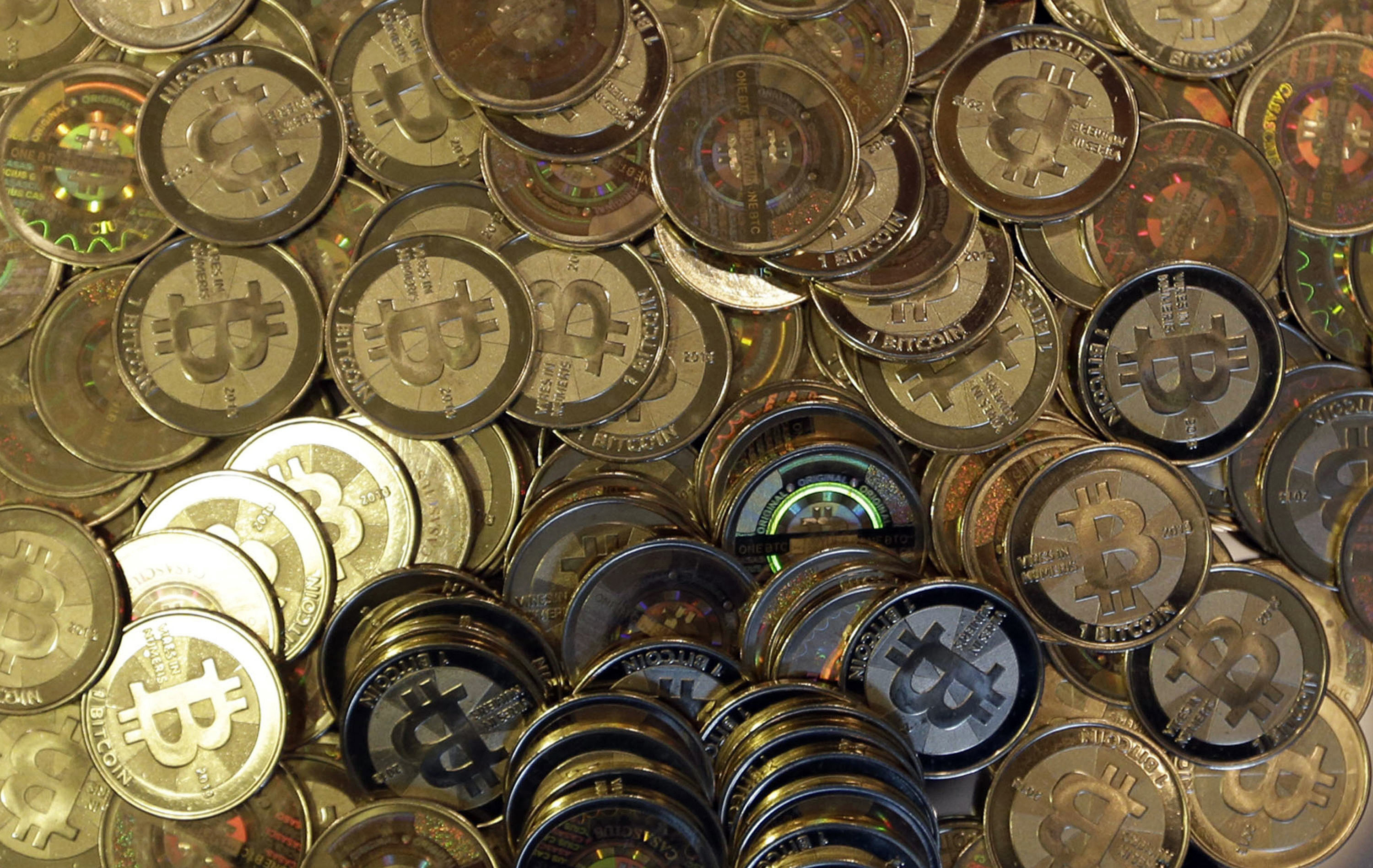 Xapo boom: Wealthy SAns turn to USD and Bitcoin - Ventureburn