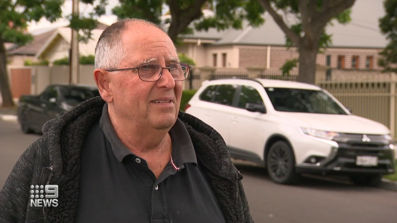 Bob said he was merging into a queue of traffic during school pick-up when the parking inspector pounced.