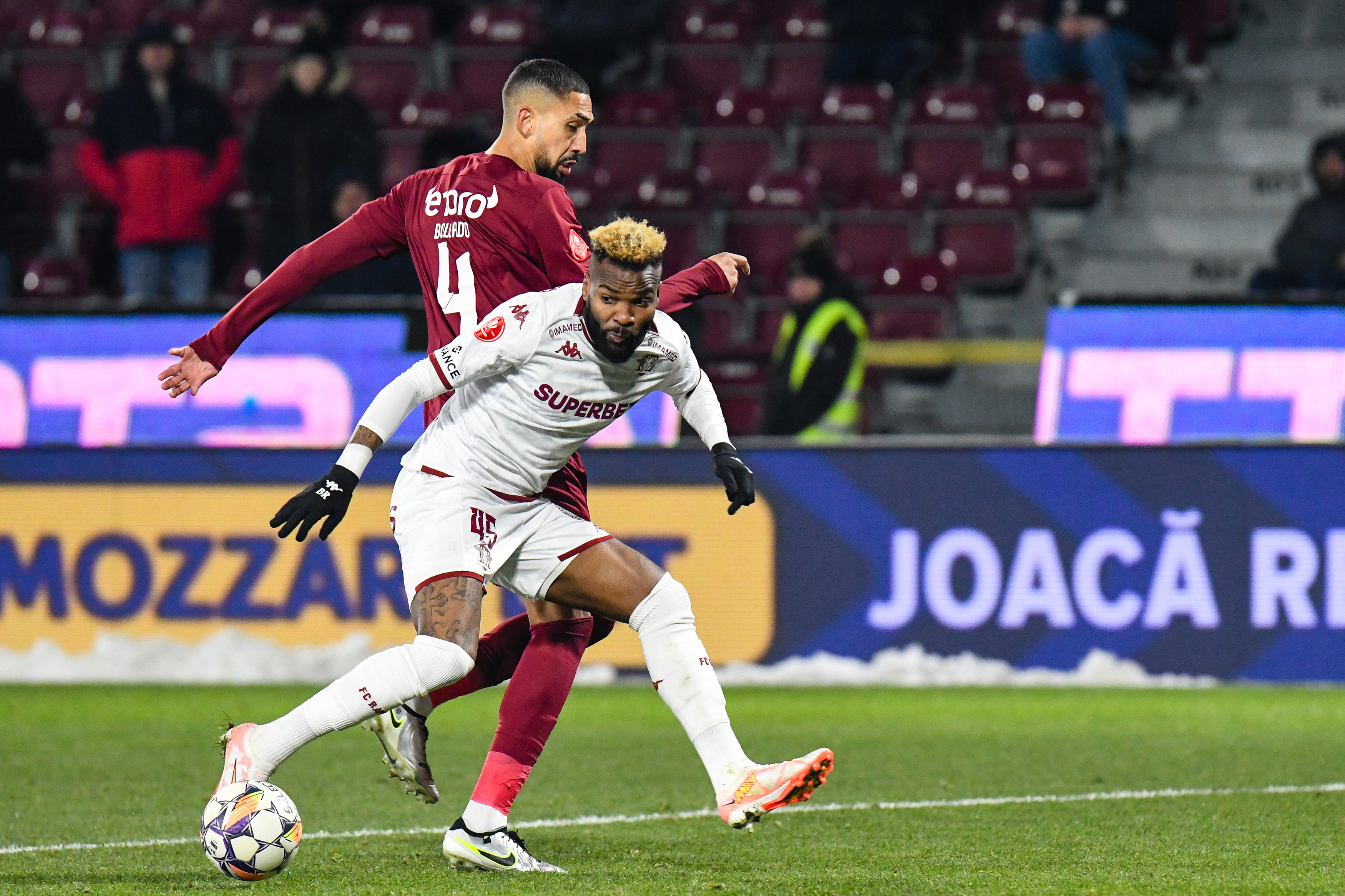 Aaron Boupendza in action.