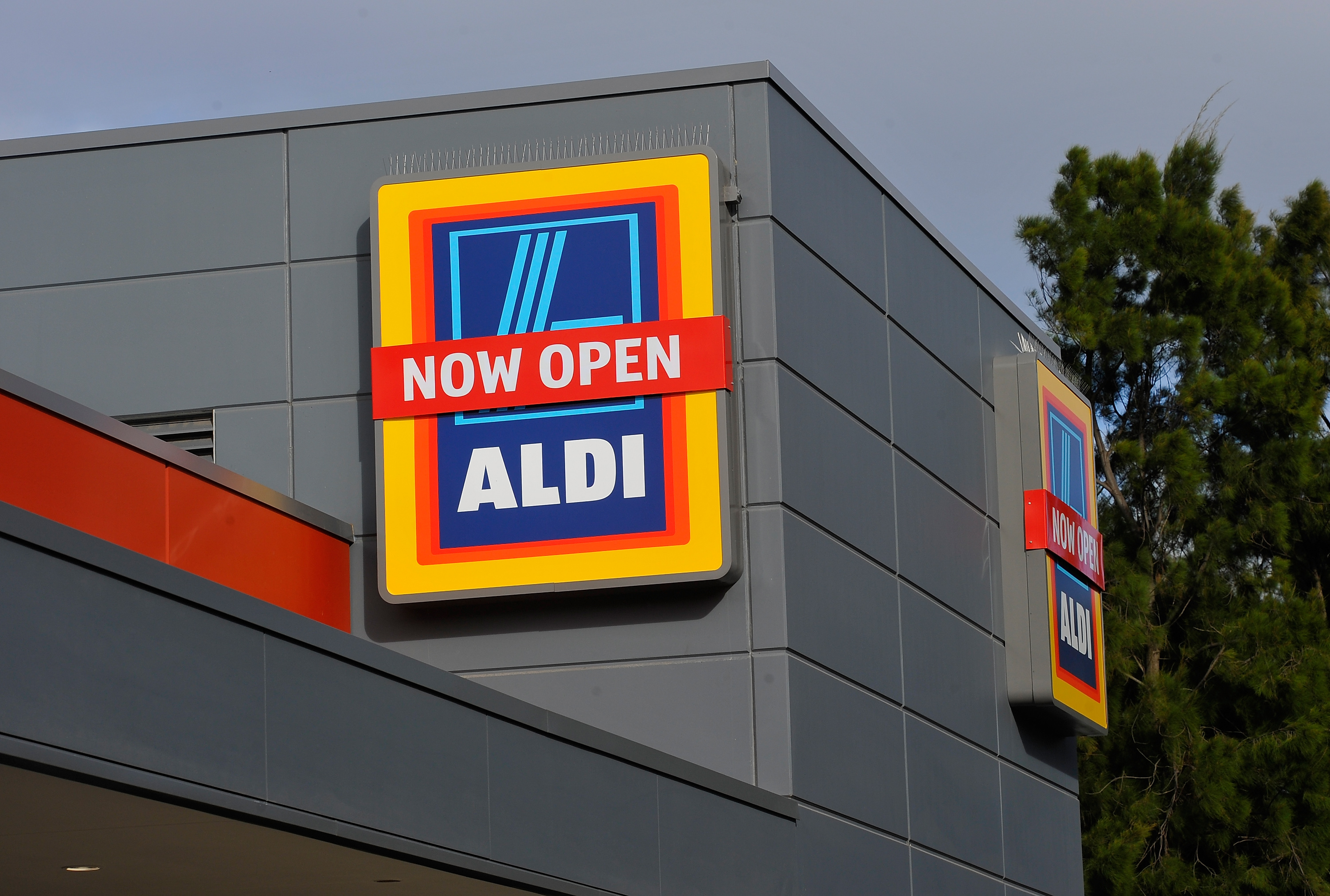 Aldi cancels 'special buys' snow gear sale due to supply chain issues