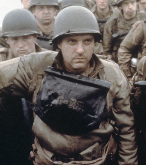 Tom Sizemore protagonizó la película de guerra de 1998 Salvar al soldado Ryan.