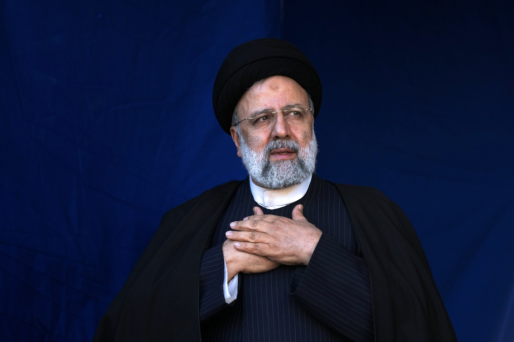 Helicopter carrying Iran’s president reportedly suffers ‘crash’