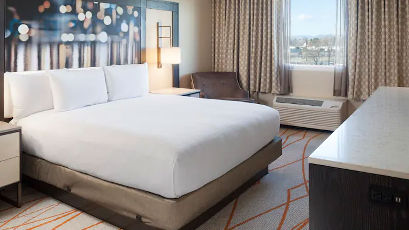 DoubleTree by Hilton has a three-star hotel in the Denver neighbourhood of Stapleton North.