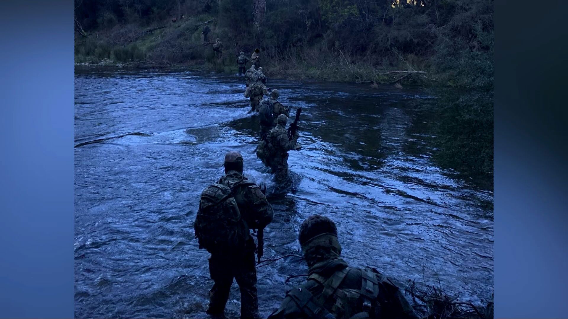 Police during manhunt for accused gunman Dezi Freeman