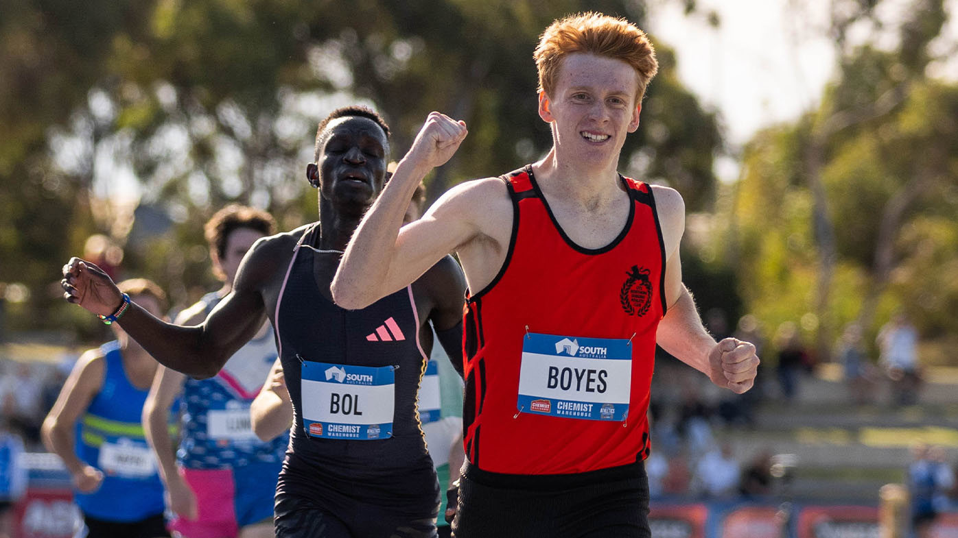 Luke Boyes beating Peter Bol for the Australian men's 800m title.