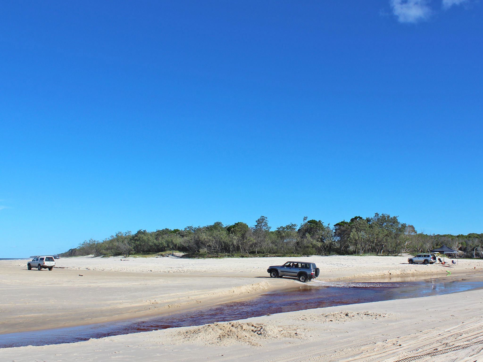 4WD driving in Bribie Island