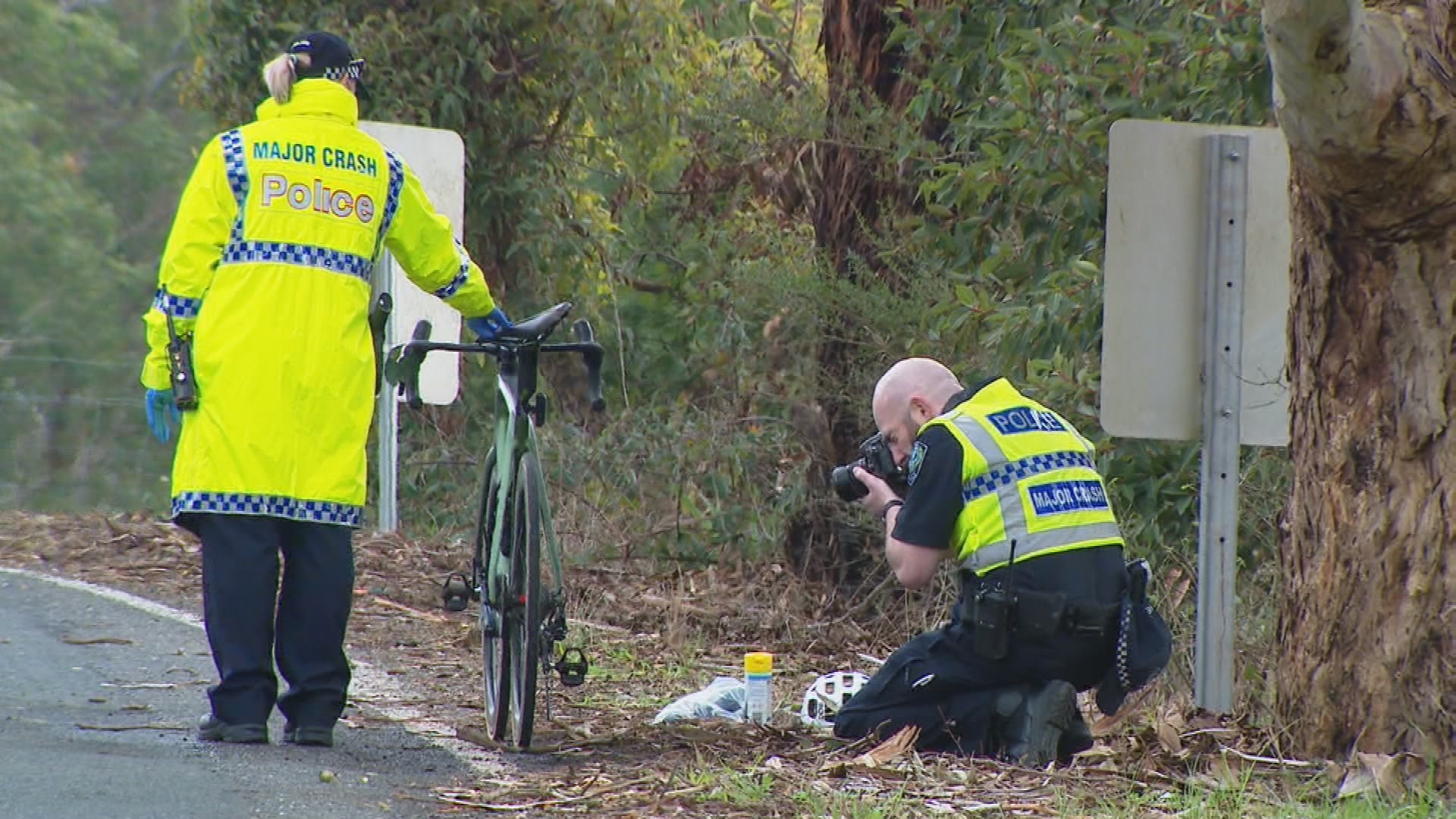 A group cycling session in South Australia's Adelaide Hills has taken a tragic turn with one of the riders losing his life in a crash.