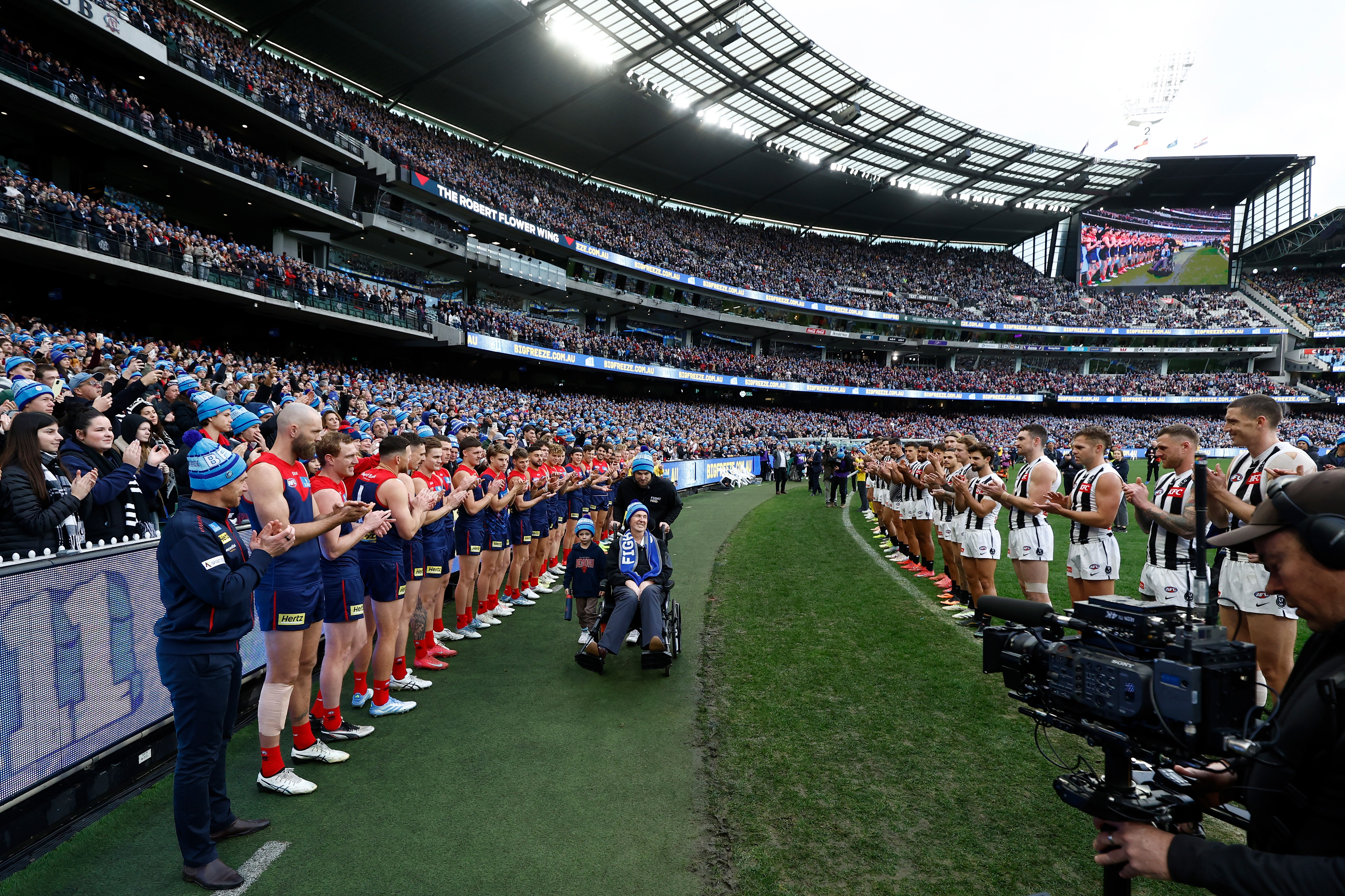A guard of honour for Neale Daniher.